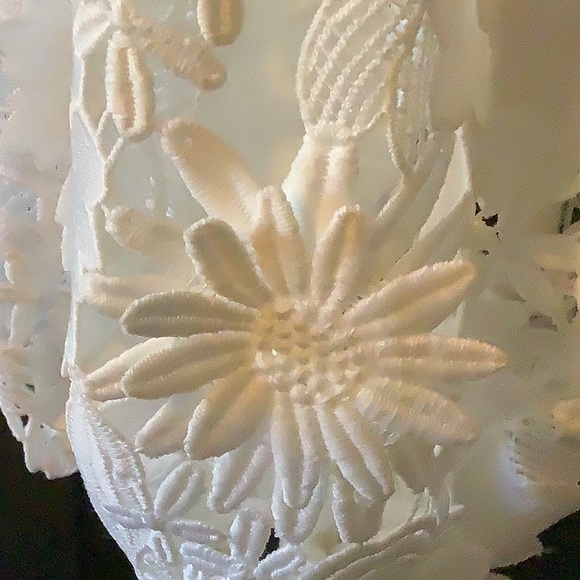 NWT Milly floral cut out top - Picture 2 of 8